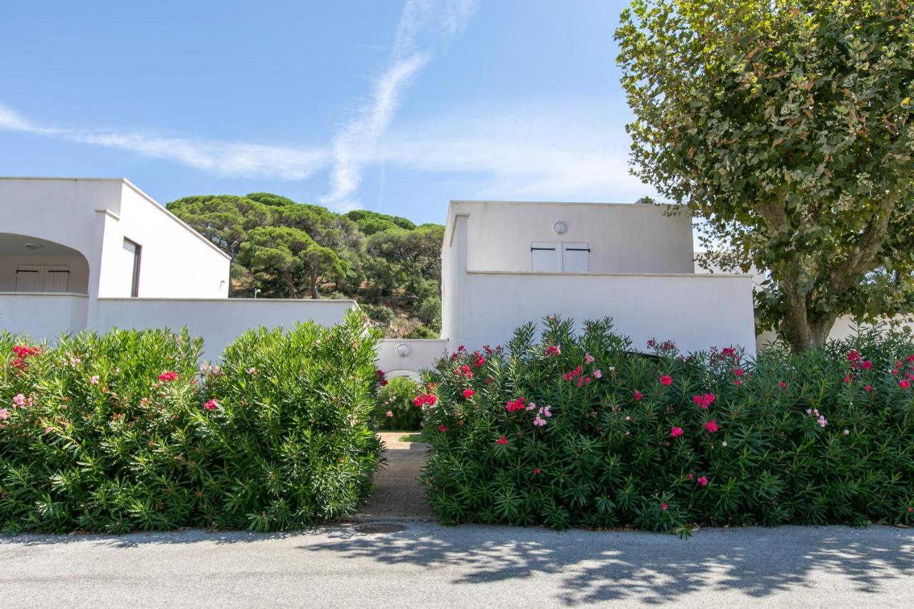Beach Cannes Bungalows Le Cannet Bagian luar foto