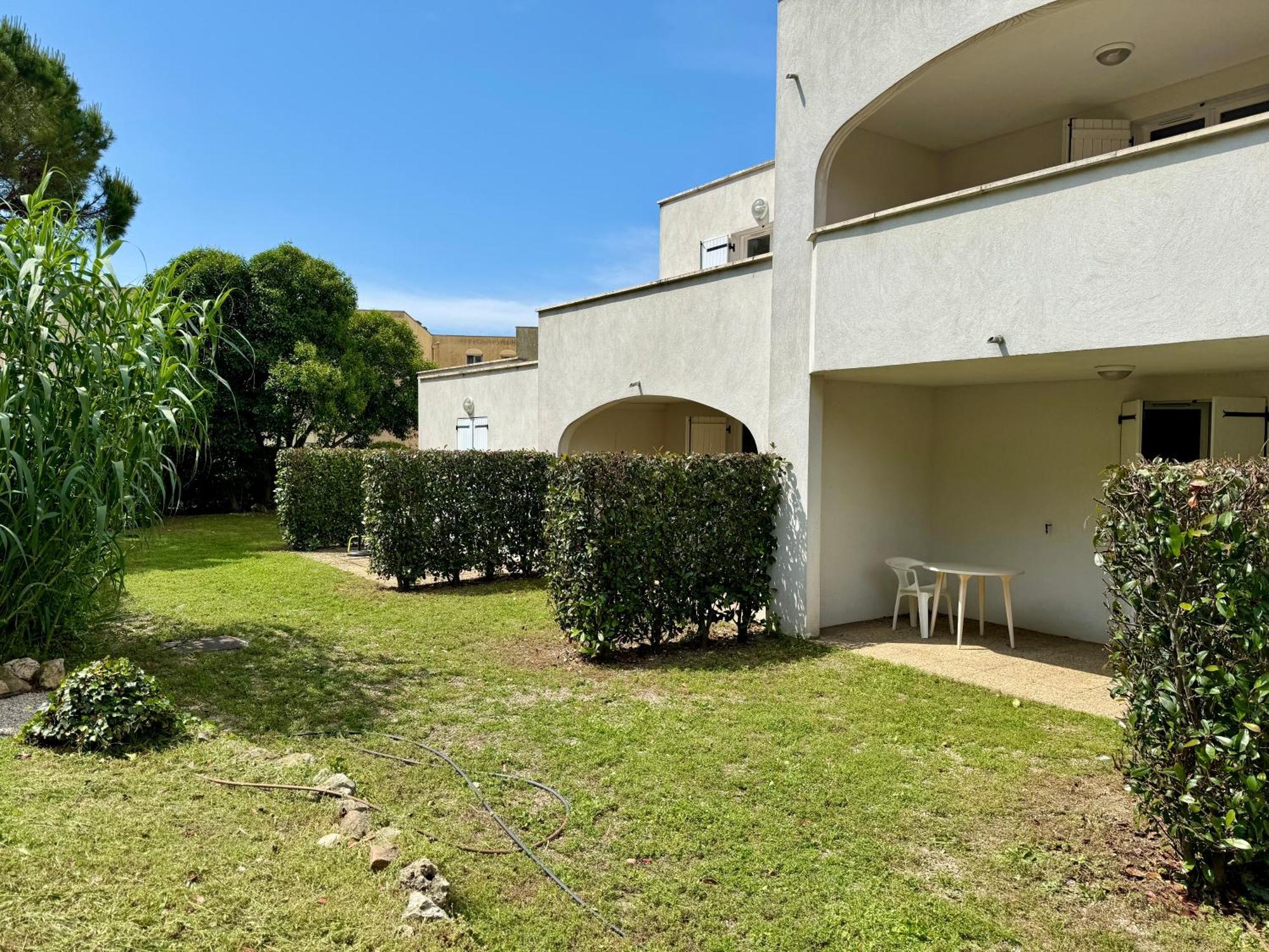 Beach Cannes Bungalows Le Cannet Bagian luar foto