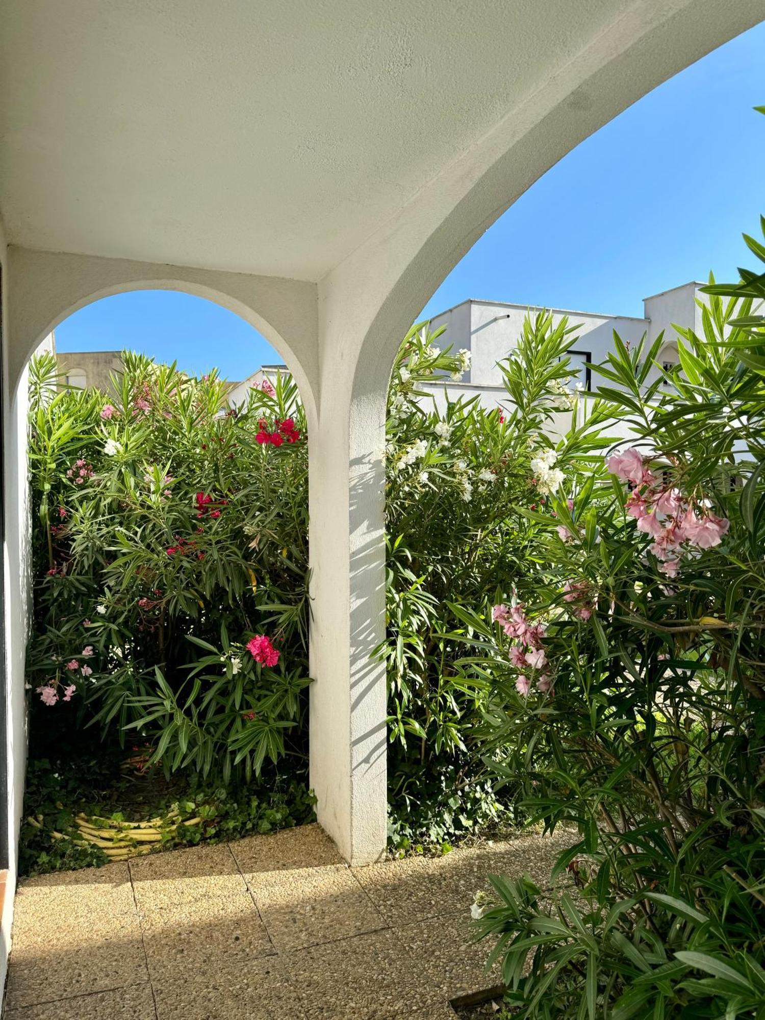Beach Cannes Bungalows Le Cannet Bagian luar foto