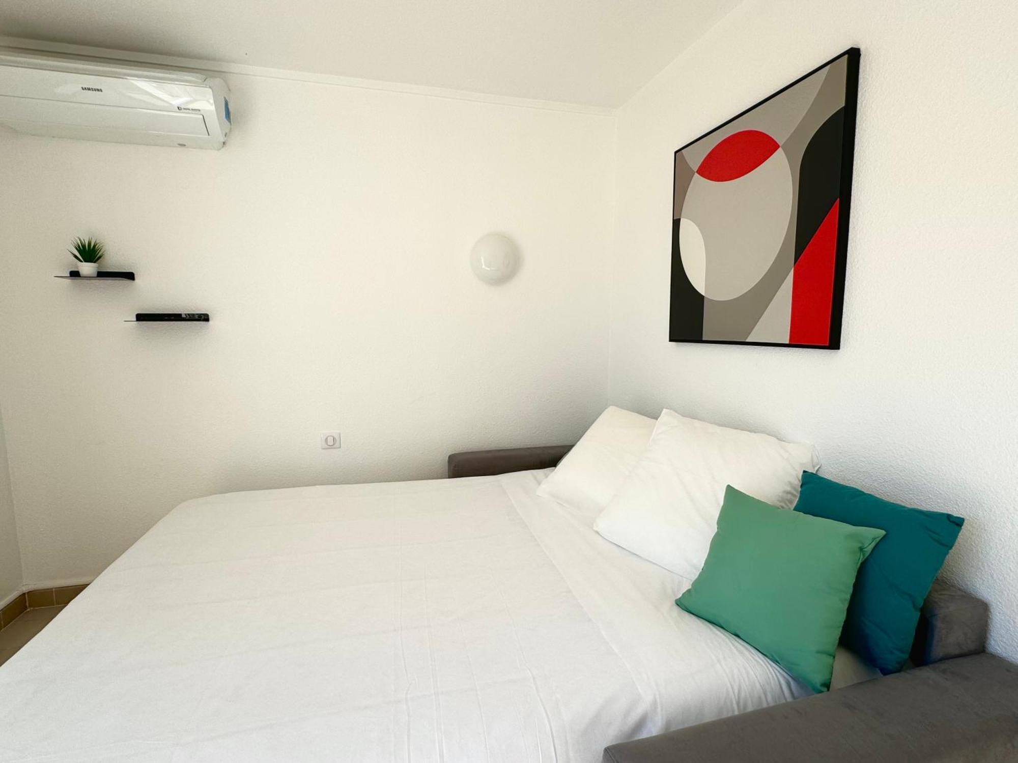 Beach Cannes Bungalows Le Cannet Bagian luar foto