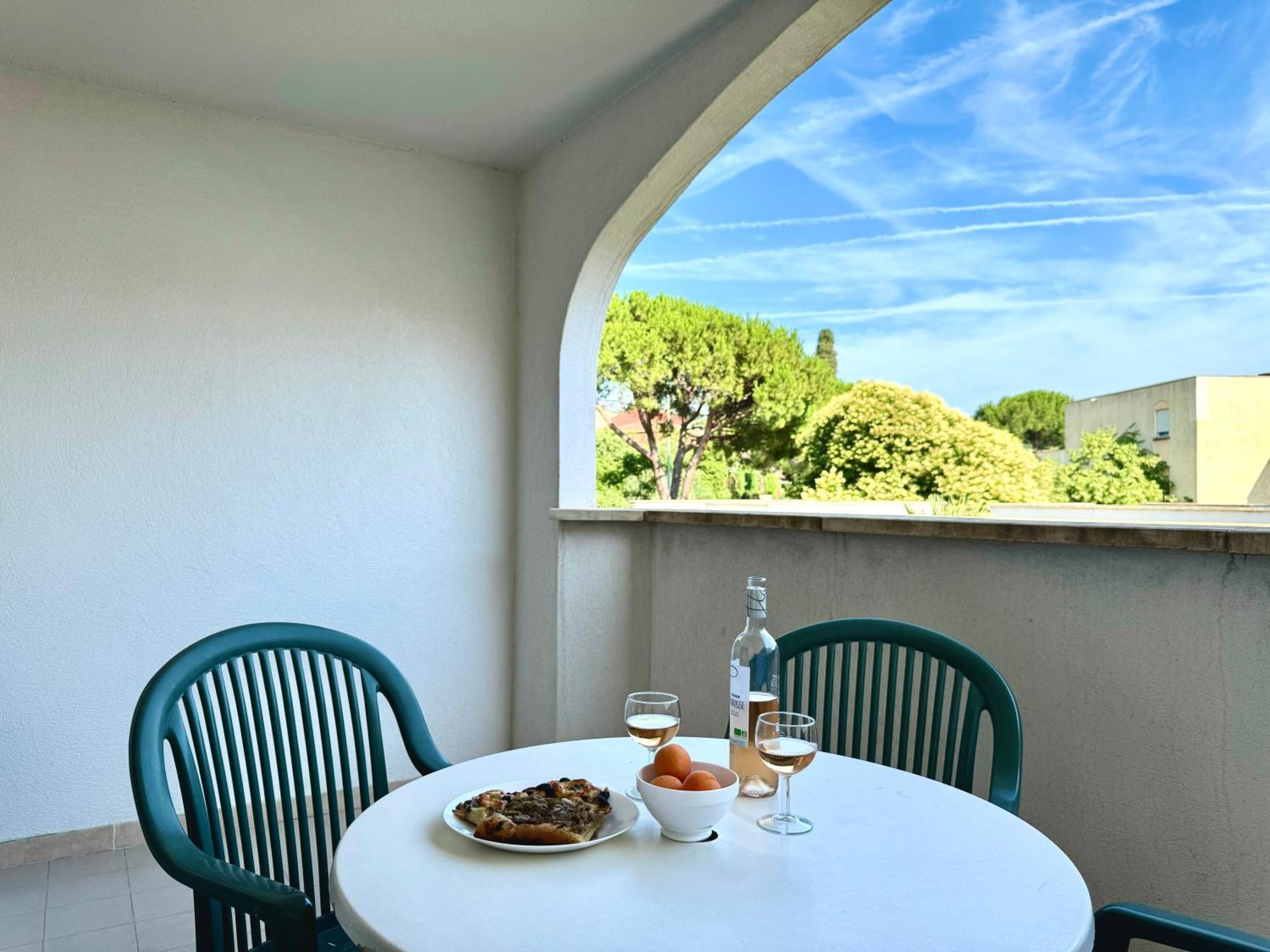 Beach Cannes Bungalows Le Cannet Bagian luar foto