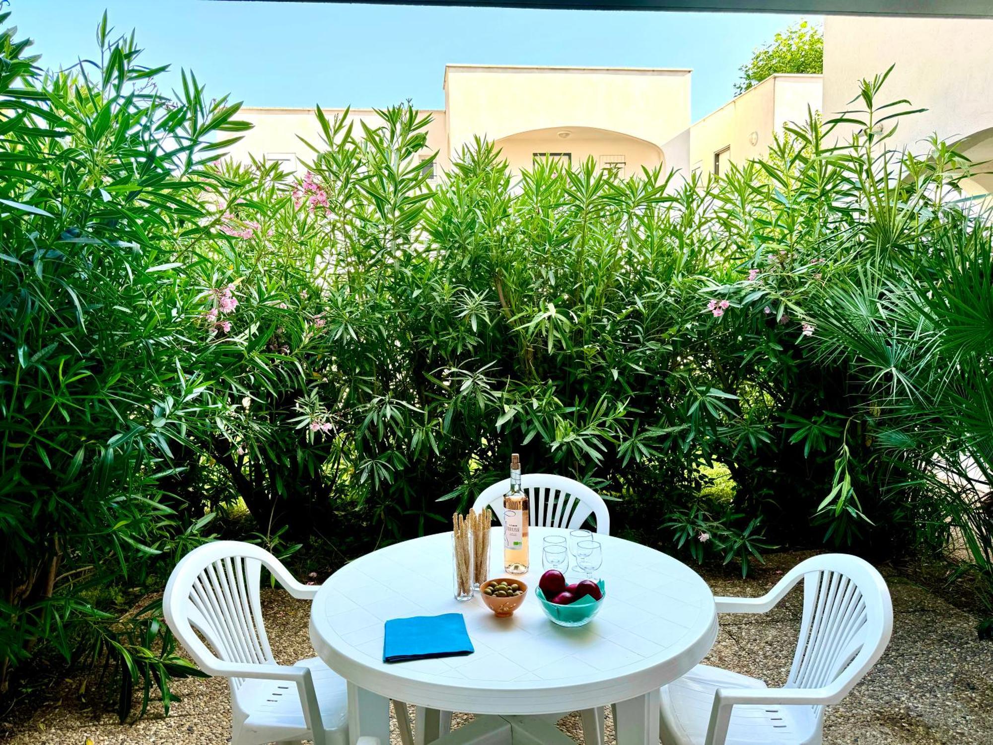 Beach Cannes Bungalows Le Cannet Ruang foto